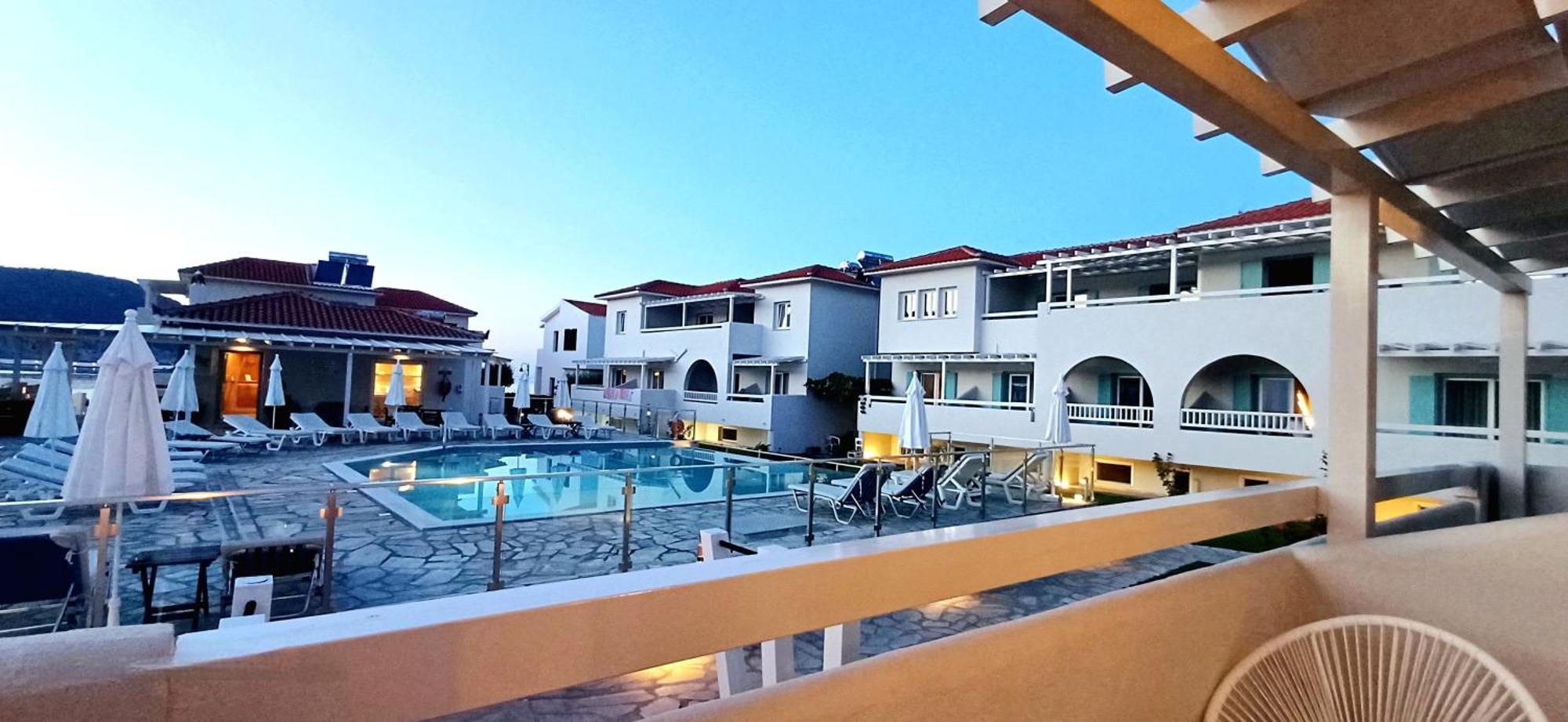 Sunrise Village Hotel Apartments Skopelos Exterior foto